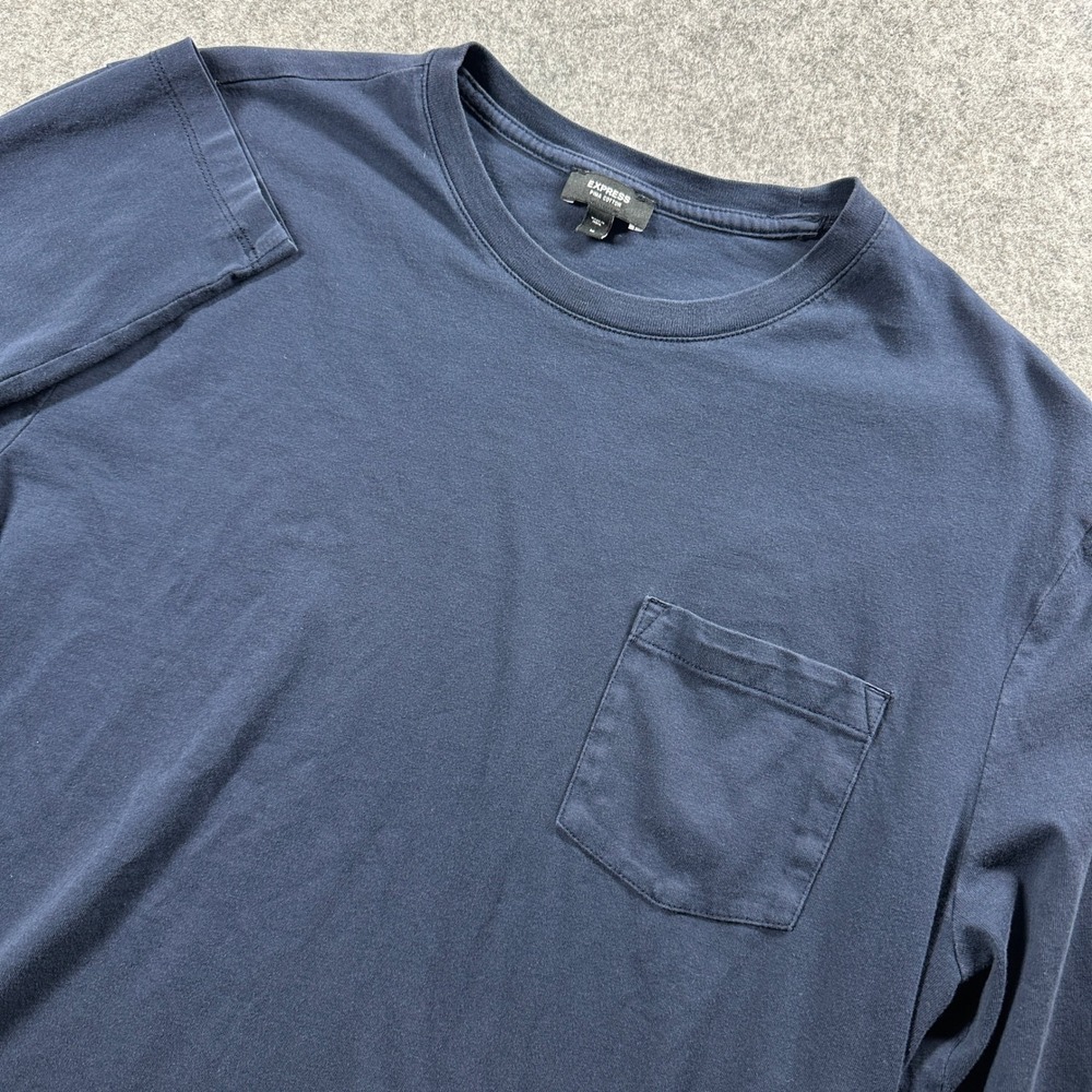 Express Pima Cotton Long Sleeve Tee Men Medium Navy Blue Chest Pocket Crew Neck